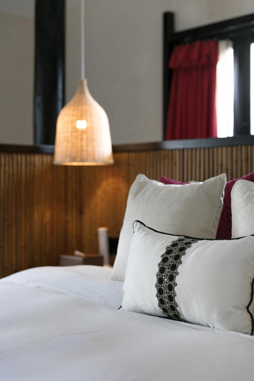 Lijiangl Hotel Liman Shenmiji Inn Лицзян Экстерьер фото