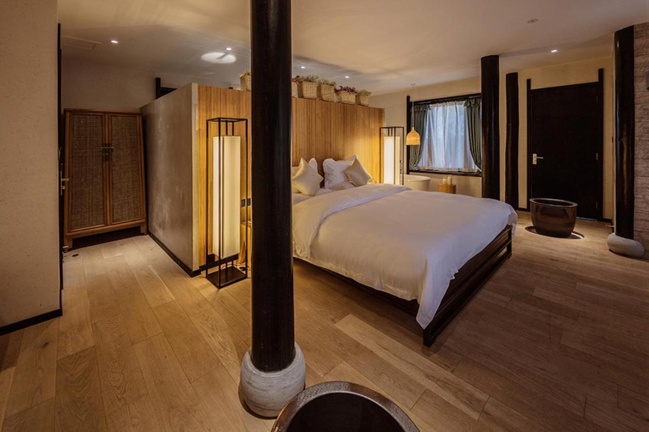 Lijiangl Hotel Liman Shenmiji Inn Лицзян Экстерьер фото