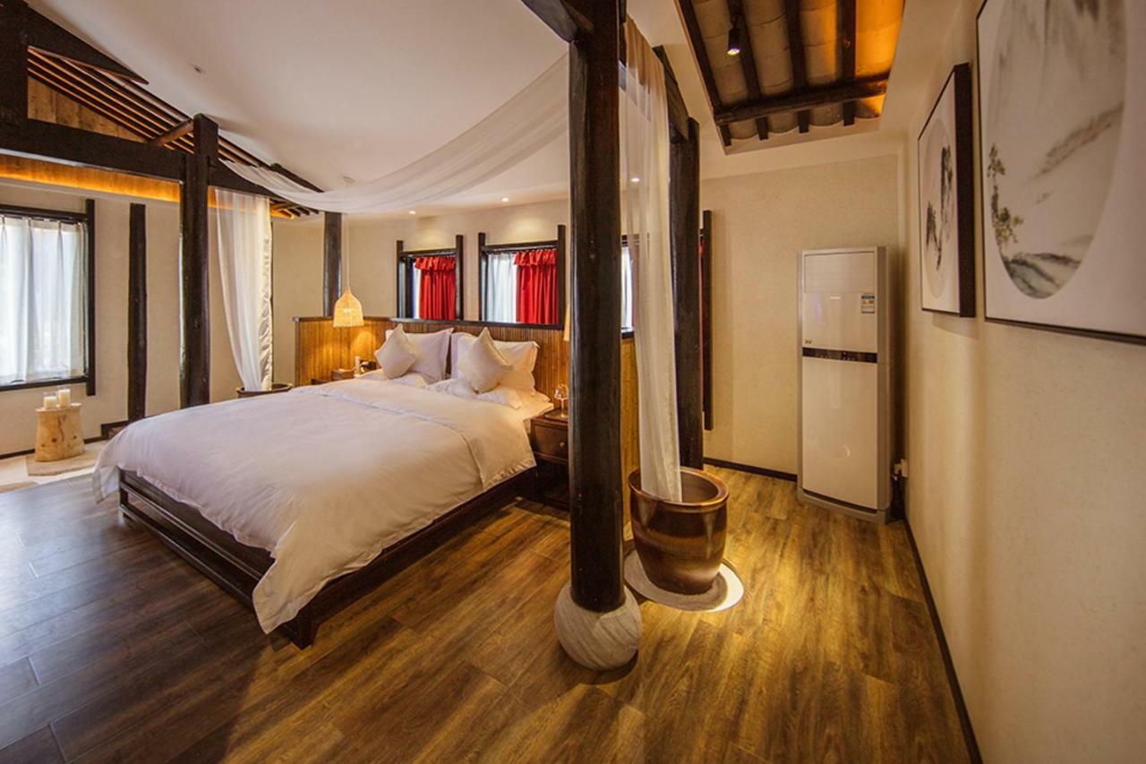 Lijiangl Hotel Liman Shenmiji Inn Лицзян Экстерьер фото